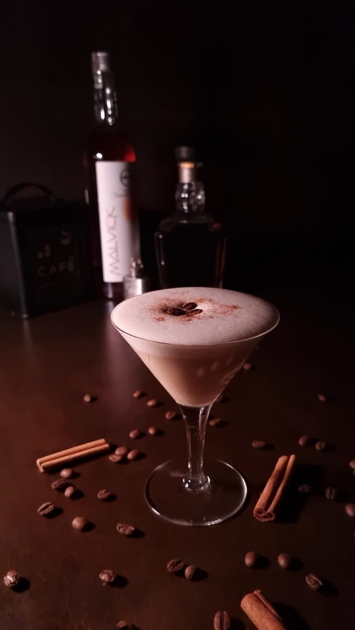 canela cafe whisky twist cream